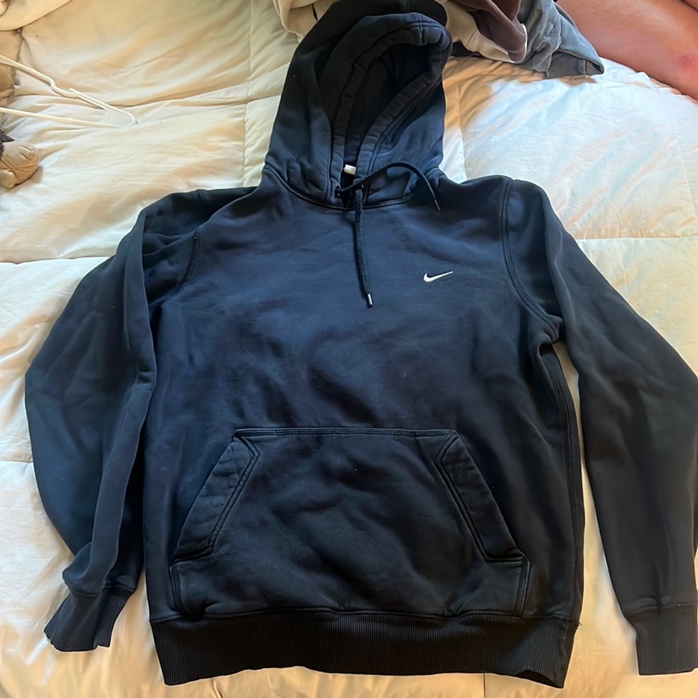 Nike sweatshirt